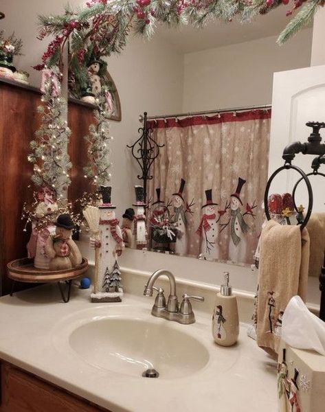 Mobile Home Christmas Decorating Ideas, Christmas Bathroom Mirror Decorations, Christmas Theme Bathroom Decor, Christmas Decor On Top Of Fridge, Christmas Decor On Entertainment Center, Christmas Decorations Above Cabinets, Bathroom Decor For Christmas, Christmas Decor In Bathroom, Decorating Mirrors For Christmas