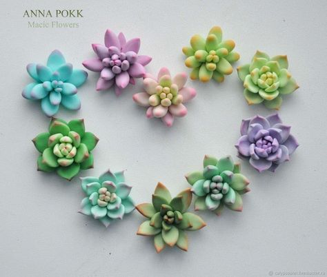 Succulent Jewelry, Polymer Clay Flower Jewelry, Polymer Clay Jewelry Tutorials, Cute Clay, Cactus Y Suculentas, Clay Design, Polymer Clay Flowers, Sculpting Clay, Polymer Clay Charms