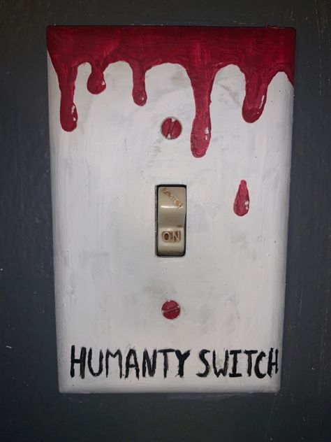 Tvd Decoration Room, Horror Room Ideas Home Decor, Lightswitch Ideas Painting, Horror Bedroom Ideas, Light Switch Covers Diy Paint, Outlet Painting Ideas, Horror Room Ideas, Emo Room Decor, Horror Bedroom