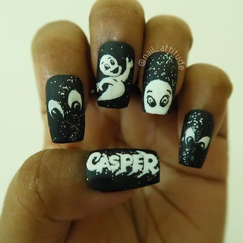 Favorite Halloween movie/ Casper nail art Casper The Friendly Ghost Nail Art, Adam’s Family Nails, Casper The Friendly Ghost Nails, Casper Nail Art, Adams Family Nail Art, Casper Nails, Halloween Movie Nails, Scary Movie Nails, Casper Ghost