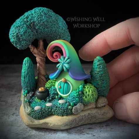 Mushroom Clay Ideas, Model Magic Ideas, Sculpy Ideas, Clay Diorama, Polymer Clay Tree, Salt Dough Crafts, Polymer Clay Fairy, Clay Magnets, Clay Fairies