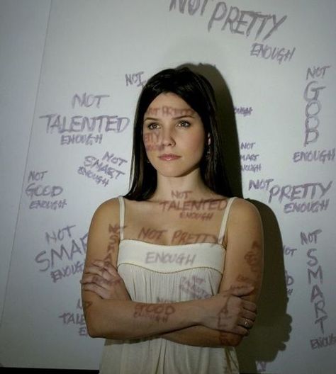 Brooke Davis (one Tree Hill), One Tree Hill Brooke, One Tree Hill Quotes, Grey Anatomy Quotes, Brooke Davis, Sophia Bush, Gcse Art, Tree Hill, One Tree Hill