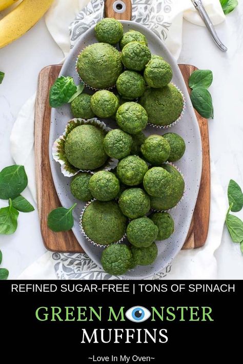 If you find the idea of spinach muffins unappealing, guess again! These green monster muffins are so sweet and all natural. It's a great way to sneak some spinach into your diet! //green monster muffins // banana spinach muffins // all natural muffins //popeye muffins Banana Spinach Muffins, Monster Muffins, Muffins Halloween, Healthy Bakes, Savory Muffins Recipes, Muffins Banana, Whole Wheat Muffins, Spinach Muffins, Veggie Muffins