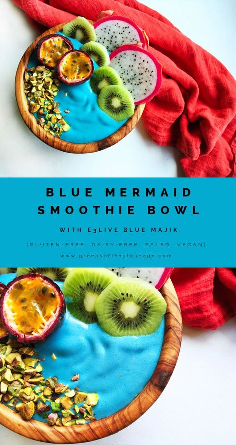 Kickstart your day by channeling your inner Ariel with this gorgeously dazzling Blue Mermaid Smoothie Bowl, made with @E3Live Blue Majik, a potent algae that will boost your overall health. Mermaid Smoothie, Smoothie Bowl Vegan, Smoothies Vegan, Menu Sarapan Sehat, Vegan Smoothie Bowl, Resep Smoothie, Smoothie Fruit, Edible Creations, Smoothie Detox