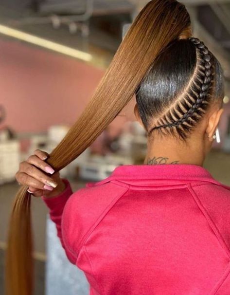 Unique single side braid with long dyed ponytail #braids #braided #twotone Braided Ponytail Black Hair, High Ponytail Braid, Ponytail Hairstyle Ideas, Long Ponytail Hairstyles, Natural Hair Ponytail, Side Ponytail Hairstyles, Barbie Ponytail, High Ponytail Hairstyles, Sleek Ponytail Hairstyles