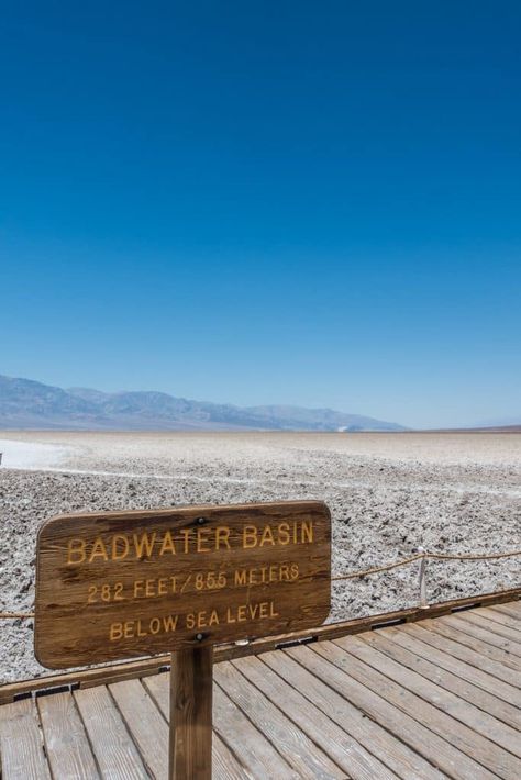 Badwater Basin, Desert Wanderer, Usa Places, Escalante National Monument, Beautiful California, California Trip, Las Vegas Vacation, National Park California, Nice Places