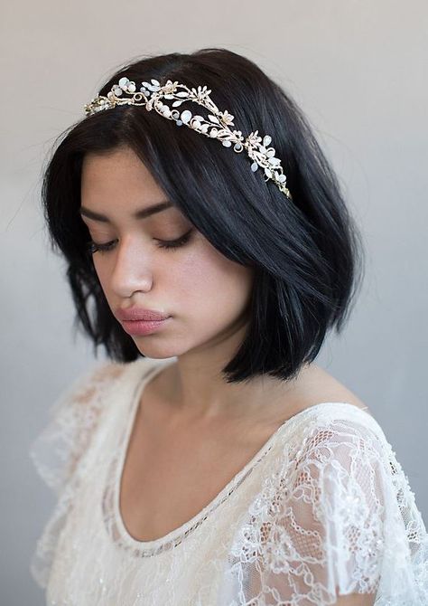 Loose Wedding Hair, Short Hair Bride, Hair Extensions Best, Trendy Hairstyle, Short Wedding Hair, Penteado Cabelo Curto, Mid Length Hair, Creative Hairstyles, Wedding Hair And Makeup