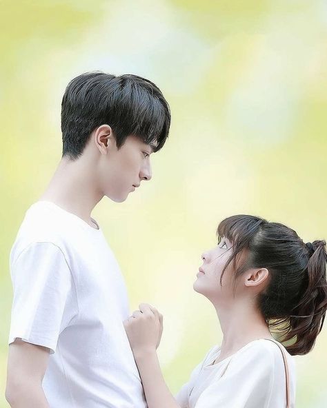 Asian Couple, A Love So Beautiful, Drama Memes, Korean Drama Movies, Best Dramas, Ulzzang Couple, Korean Couple, Japanese Drama, Head & Shoulders