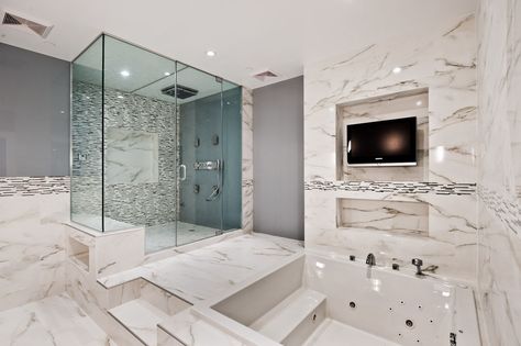 100+ Marble Bathroom Designs Ideas - The Architects Diary Luxury Modern Bathroom, Beautiful Small Bathrooms, Marble Bathroom Designs, New Bathroom Designs, White Marble Bathrooms, Small Bathroom With Shower, Luxury Master Bathrooms, Bad Inspiration, Bathroom Design Luxury