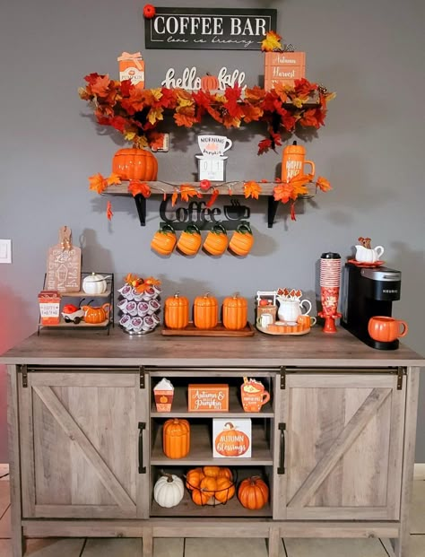 Fall Kitchen Decor Ideas, Fall Apple Cider, Fall Room Decor, Fall Kitchen Decor, Kitchen Aesthetic, Coffee Bar Home, Aesthetic Kitchen, Kitchen Decor Ideas, Cocoa Bar