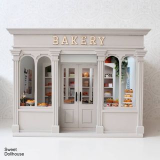 Bloxburg Bakery Ideas Exterior, Bloxburg Shop Exterior, Bloxburg Boutique, Storefront Ideas, Dolls House Shop, Bakery Design Interior, Bakery Decor, Miniature Bakery, Storefront Design