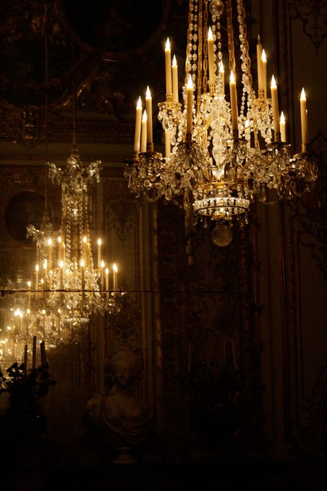 France Versailles, About France, Clear Glass Chandelier, Royal Aesthetic, Goth Wedding, Lit Wallpaper, Gold Aesthetic, Beautiful Chandelier, Chandelier Light