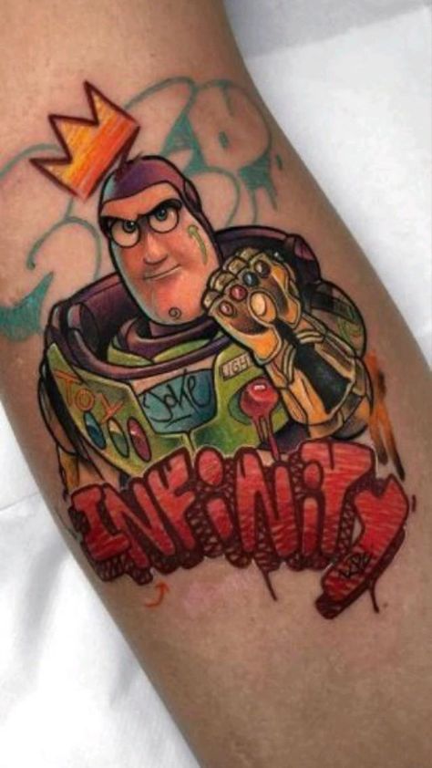 New School Tattoos, Toy Story Tattoo, Half Sleeve Tattoos Sketches, Pop Art Tattoos, Tattoo Me, Kunst Tattoos, Graffiti Tattoo, Marvel Tattoos, Tatuaje A Color