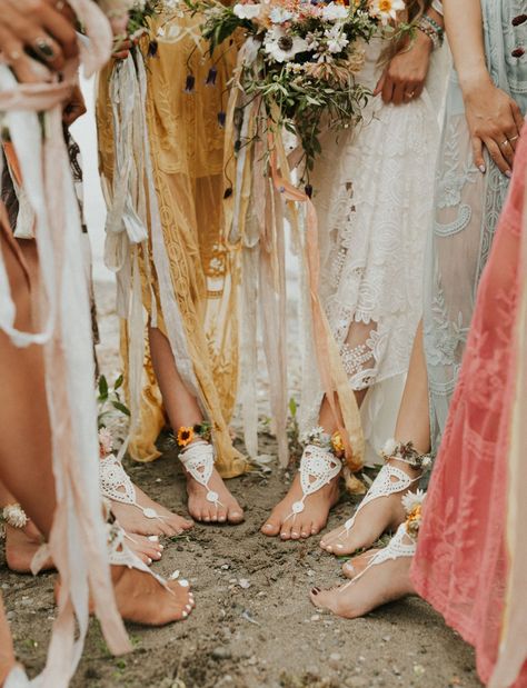 Sammamish Washington, Boho Wildflower, Hippie Wedding, Wedding Dress Boutiques, Lakeside Wedding, Boho Bridesmaid, Adventure Wedding, Forest Wedding, Dream Board