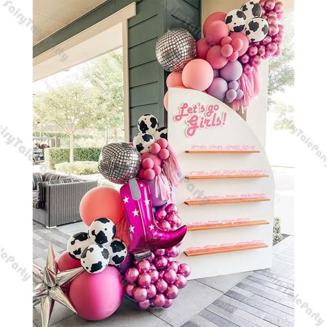 ✎Votre inspiration est la plus belle décoration Décorez votre fête avec cette belle guirlande de ballons, ayez votre propre inspiration unique pour donner à ces ballons la forme que vous voulez, c'est un kit de bricolage, les images montrées ne sont que les formes que j'ai faites à la main, si vous avez des idées pour les couleurs de ballon , s'il vous plaît contactez-moi et je serai heureux de vous aider. J'inclurai des instructions pour fabriquer la guirlande de ballons dans le colis, vous n'avez donc pas besoin d'expérience pour faire une si belle guirlande de ballons. ✎Organiser un événement est déjà stressant, la dernière chose dont vous avez besoin est de vous soucier de la durée de vie de vos ballons. Les ballons sont faits d'une peau épaisse de haute qualité qui ne saute pas facile My First Rodeo Party, Cowgirl Disco Party, Goat Party, Petting Zoo Birthday Party, First Rodeo Party, Balloon Combination, Petting Zoo Birthday, Bach Themes, Garland Party Decor