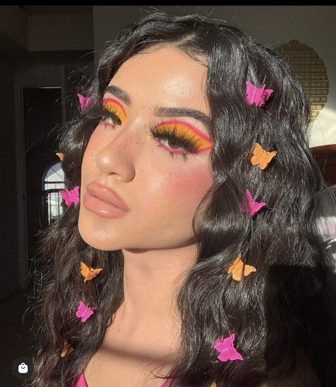 Pink And Orange Eye Makeup, Orange Eye Makeup, Concert Makeup, Concert Hairstyles, Rave Hair, Orange Makeup, G Hair, Look Festival, Pride Makeup