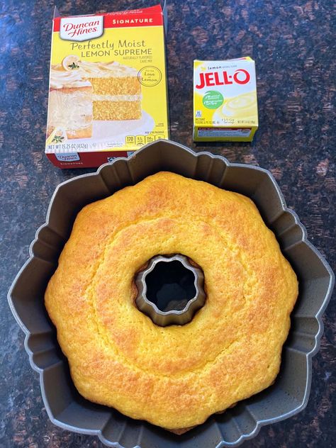 This Lemon Bundt Cake From Duncan Hines Cake Mix is an easy snack or dessert that's full of lemon flavor. Serve plain or top with frosting or powdered sugar. It's a great recipe for hosting! Duncan Hines Lemon Bundt Cake, Duncan Hines Keto Cake Mix Recipes, Bundt Cake Mix, Mexican Hot Chocolate Recipe, Lemon Cake Mix Recipe, Strawberry Cake Mix Cookies, Duncan Hines Cake, Bundt Recipes, Dessert Breads