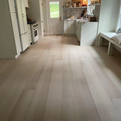 Fresh customer install of our 8" solid unfinished Rift & Quartered Red Oak. How do yall think it turned out? #woodflooring #diy #diyflooring #hardwoodflooring #engineeredflooring #flooring #flooringgoals #flooringdesign #flooringideas #flooringsolutions #homeimprovement #homerenovation #homeaesthetic #interiordesign #solidwoodflooring Light Colored Flooring, Brazilian Walnut Floors, Tigerwood Flooring, Birch Floors, Ash Flooring, Brazilian Cherry Floors, Mahogany Flooring, Red Oak Floors, Hickory Flooring