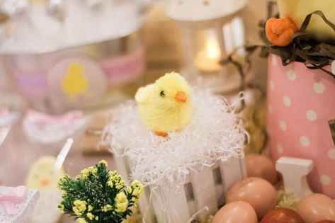 Easter Chick Craft, Easter Bunny Crafts, Baby Chick, Year Of The Rabbit, Easter Chicks, Baby Chicks, 1st Bday, Catch My Party, Party Photos