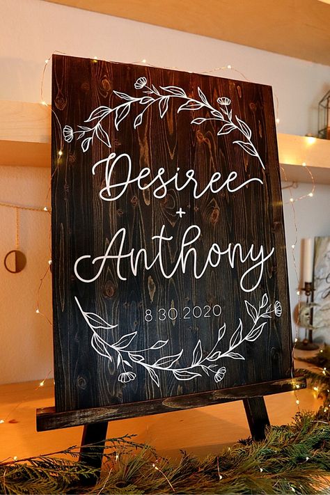 Wood wedding sign Diy Wedding Chalkboard Signs, Woodworking Wedding Decor, Vinyl Wedding Signs, Handmade Wedding Signs, Diy Wood Wedding Signs, Wedding Canvas Ideas, Wedding Signs Painted, Diy Signage, Wedding Chalk