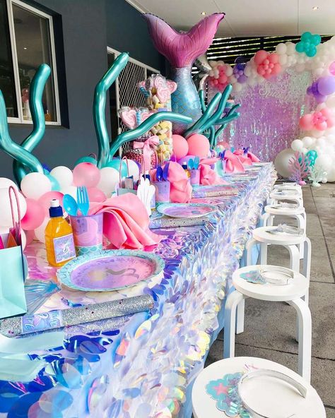 Pastel Mermaids 6th Birthday Party | CatchMyParty.com Barbie Mermaid Power Birthday, Barbie Dolphin Magic Birthday Party, Mermaid Barbie Party, Mermaid Barbie Birthday Party, Barbie Mermaid Birthday Party, Mermaids Birthday Party, Mermaid Party Food, Magic Birthday Party, Barbie Mermaid