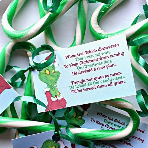 Grinch Treat Bags, Grinch Breakfast, Grinch Candy Cane, Grinch Christmas Treats, Grinch Candy, Christmas Gala, Grinch Stuff, True Christmas, Grinch Crafts