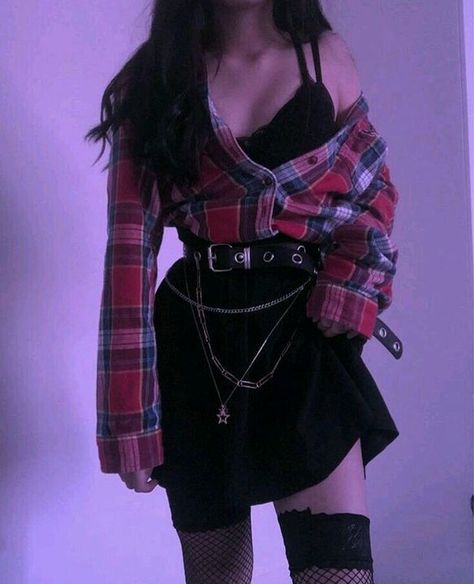 Mode Harajuku, Egirl Fashion, Instagram Baddie, Grunge Look, Tumblr Outfits, Alt Fashion, Swaggy Outfits, Goth Outfits, Alternative Outfits