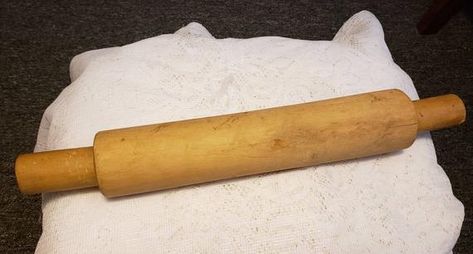 Check out this item in my Etsy shop https://www.etsy.com/listing/698748593/rolling-pin-made-from-one-piece-of-wood Kitchen Decor Antique, Farmhouse Rolling Pins, Vintage Kitchen Table, Wooden Rolling Pin, Loose Tooth, Vintage Dishware, Punch Bowl Set, Rolling Pins, Country Kitchen Decor