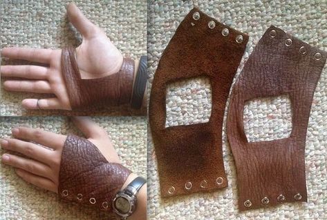 Ren Faire Leather Armor, Ren Faire Book Belt, Upcycle Halloween Costumes, Larp Accessories Diy, Leather Bracers Diy, Ren Faire Leather Accessories, Medieval Diy Crafts, Renfaire Crafts, Ren Faire Accessories Diy