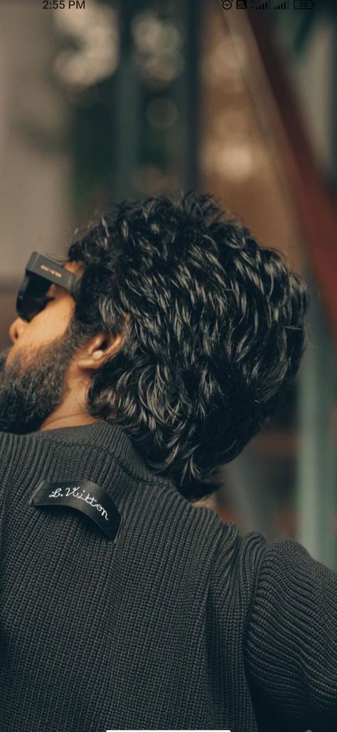 Gv Prakash Images, Gv Prakash, Films Posters, Exfoliating Sponge, Beautiful Profile, Beard Styles Short, Classic Films Posters, Beautiful Profile Pictures, Instagram Picture Quotes