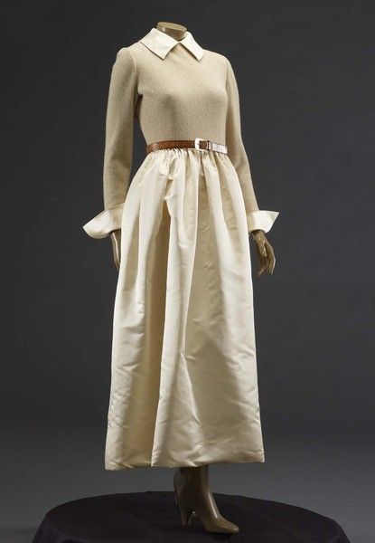 Bill Blass, Designer (American, 1922-2002) Bill Blass, 1970s Fashion, Dress With Belt, Historical Dresses, Wool Knit, Looks Style, Fashion History, Museum Of Art, Dress Brands