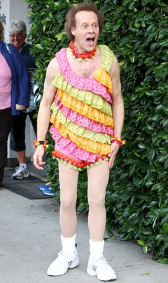 Fashon statement lost in translation. Richard Simmons, David Letterman, Summer Dresses For Wedding Guest, Dresses Modest, Fashion Fail, Bad Taste, Dresses Outfits, Raggedy Ann, Dresses 2024