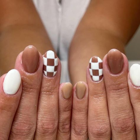 Simple Nails For Fall, Cowboy Nails, Nails For Fall, Checkered Nails, Boho Nails, Hard Gel Nails, Simple Fall Nails, Cow Nails, Retro Nails