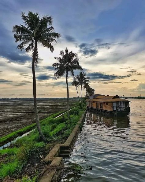 Alappuzha House Boat, House Boat, Kerala, Nature Photography, Lake, Water, Photography, Quick Saves, Nature