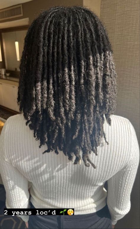 Cabello Afro Natural, Beautiful Dreadlocks, Short Locs Hairstyles, Dreadlock Style, Cute Box Braids Hairstyles, Dread Hairstyles, Corte De Cabelo Masculino, Dreadlock Hairstyles, Natural Hair Inspiration