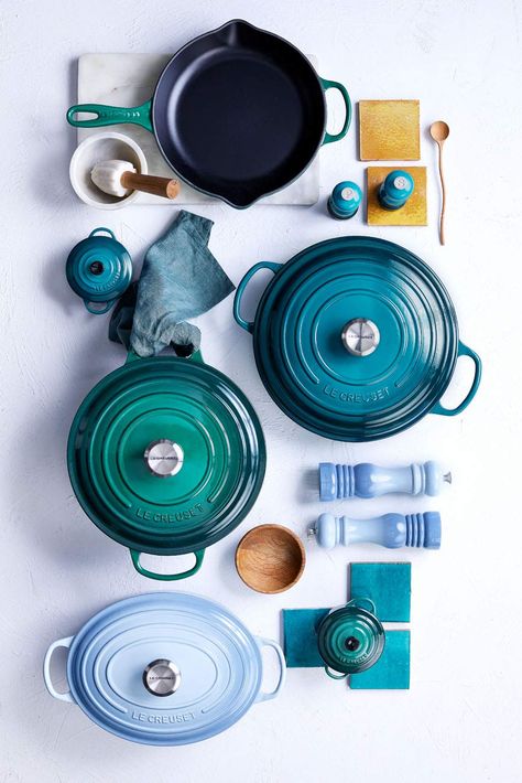 Le Creuset Blue, Le Creuset Colors, Le Creuset Cookware, Diy Home Cleaning, Color Vibe, Coastal Blue, Modern Farmhouse Kitchens, Baking Dish, Green Tones