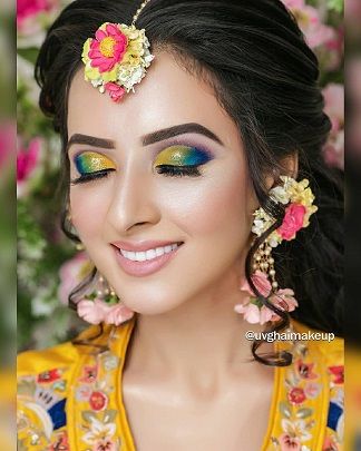 Colour Pop Bridal Trend Alert - Colourful Eye Makeup For Your Mehendi Look From Brides of 2020! - Witty Vows Colourful Eye Makeup, Bride Eye Makeup, Bridal Makeup Pictures, Mehendi Look, Peacock Eye Makeup, Mehndi Makeup, Makeup Artist Course, Planner Online, Bridal Eye Makeup