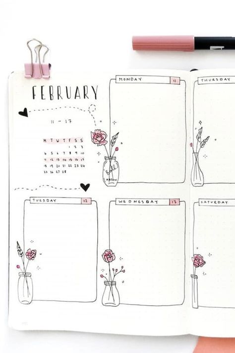 I love how cute this weekly spread is! Those little flower doodles are super cute 🌹 Bullet Journal Weekly Spread Ideas, Bullet Journal Week, Weekly Spread Ideas, Weekly Log, Crazy Laura, Journal Weekly Spread, February Bullet Journal, Ideas Journal, Bullet Journal Weekly