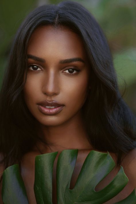 Russia Beauty, Jasmin Tookes, Dark Skin Models, Jasmine Tookes, Dark Skin Women, Blush Makeup, Beauty Face, Beautiful Black Women, Beautiful Hair