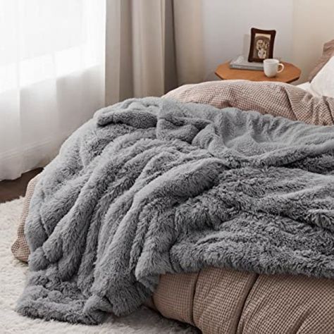 Light Grey – Fuzzy, Fluffy, and Shaggy Faux Fur, Soft and Thick Sherpa, Tie-dye Decorative Gift, King Blanket for Bed, 108x90 Inches, 380 GSM. Super Big and Comfy! Absolute Gift Idea for that perfect Mommy! On sale at a great price! Get it Before Mothers Day!! Big Fluffy Blanket, Grey Throw Blanket, Blankets For Winter, King Size Blanket, Queen Blanket, Fuzzy Blanket, Comfort Gray, Comfy Blankets, Faux Fur Blanket