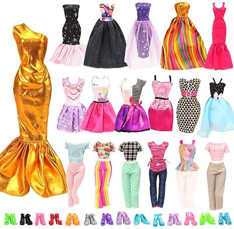 Barbie Clothes Patterns Free Printable, Barbie Clothes Patterns Free, Barbie Stickers, 90s Barbie, Unicorn Books, Baby Barbie, Sewing Barbie Clothes, Barbie Doll Set, Barbie Wardrobe