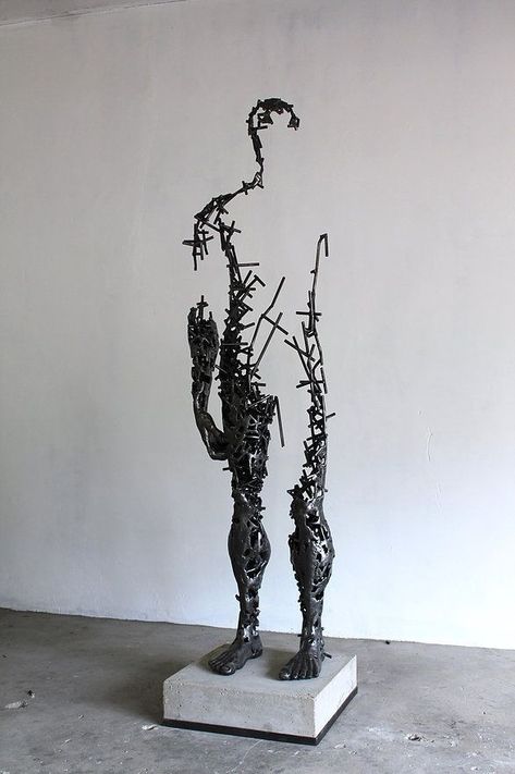 Art Projects Ideas, Wire Art Sculpture, Welding Art Projects, Deep Art, Sculpture Metal, Steel Art, Metal Art Welded, Metal Art Diy, Metal Art Sculpture