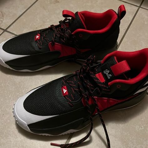 Dame Dolla 13 1/2 Basketball shoes Damien Lillard, Adidas Basketball Shoes, Basketball Shoes, A Black, Black And Red, Basketball, Adidas, Jewelry Watches, Plus Fashion