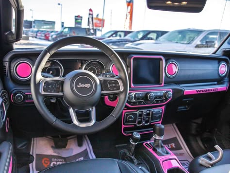 Grey And Pink Jeep Wrangler, Jeep Wrangler Pink Accessories, Black Jeep With Hot Pink Accents, Hot Pink Jeep Wrangler Accessories, Silver Jeep Wrangler Accent Colors, Jeep Interior Ideas, Jeep Interior Aesthetic, Jeep Wrangler Interior Ideas, Jeep Wrangler Girly