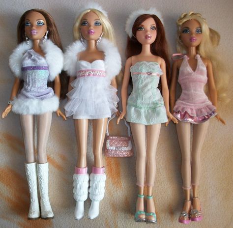 My Scene Collection - Snow Glam 2000s Girl, My Scene, The Cardigans, Bratz Inspired Outfits, Dream Doll, Barbie I, Bratz Doll, Barbie Collection, Pretty Dolls