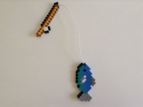 Minecraft Perler Bead fishing! Fishing Perler Bead Patterns, Fish Perler Beads, Perler Bead Fish, Perler Minecraft, Perler Bead Minecraft, Minecraft Perler Beads, Bead Pins, Minecraft Beads, Minecraft Pattern