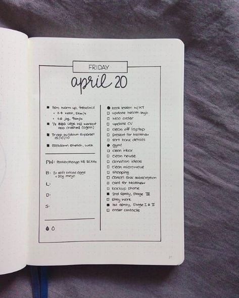 21 Minimalist Bullet Journal Spreads That Are So Pretty, You Might Sigh Out Loud Simple Bullet Journal Ideas, Minimalist Bullet Journal Layout, Bullet Journal Daily Spread, Simple Bullet Journal, Daily Bullet Journal, Minimalist Bullet Journal, Weekly Log, Bullet Journal Minimalist, Bullet Journal Spreads