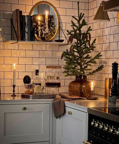 Christmas Interiors, Decoration Inspiration, House Room, Christmas Decor Ideas, Christmas Kitchen, Dream House Decor, My New Room, Dream Home Design, My Dream Home