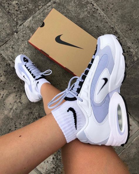 Nike Air Max Triax, Trendy Shoes Sneakers, Pretty Shoes Sneakers, Nike Air Shoes, Cute Nike Shoes, Fresh Shoes, Cute Sneakers, Hype Shoes, Cute Nikes