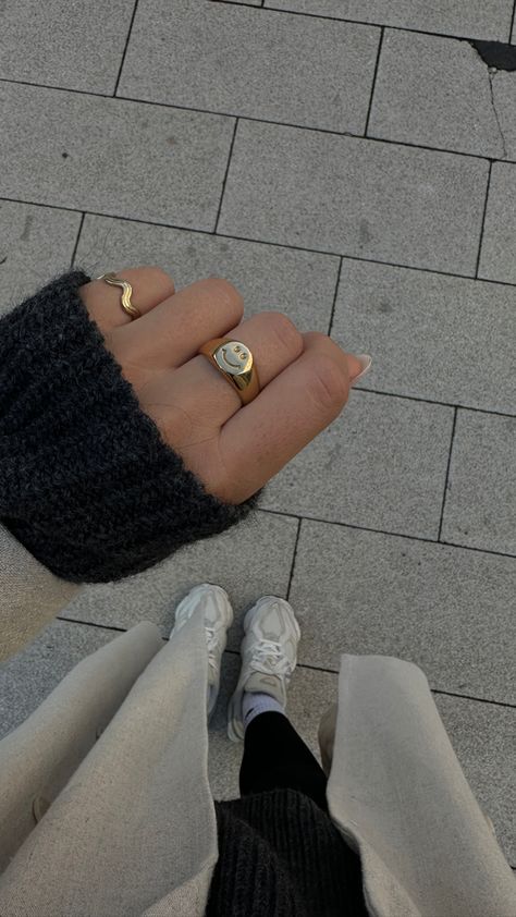 Ring Inspo, Happy Mood, Initial Ring, Smiley Face, Smiley, Initials, Fashion Inspo, Ring, Pins